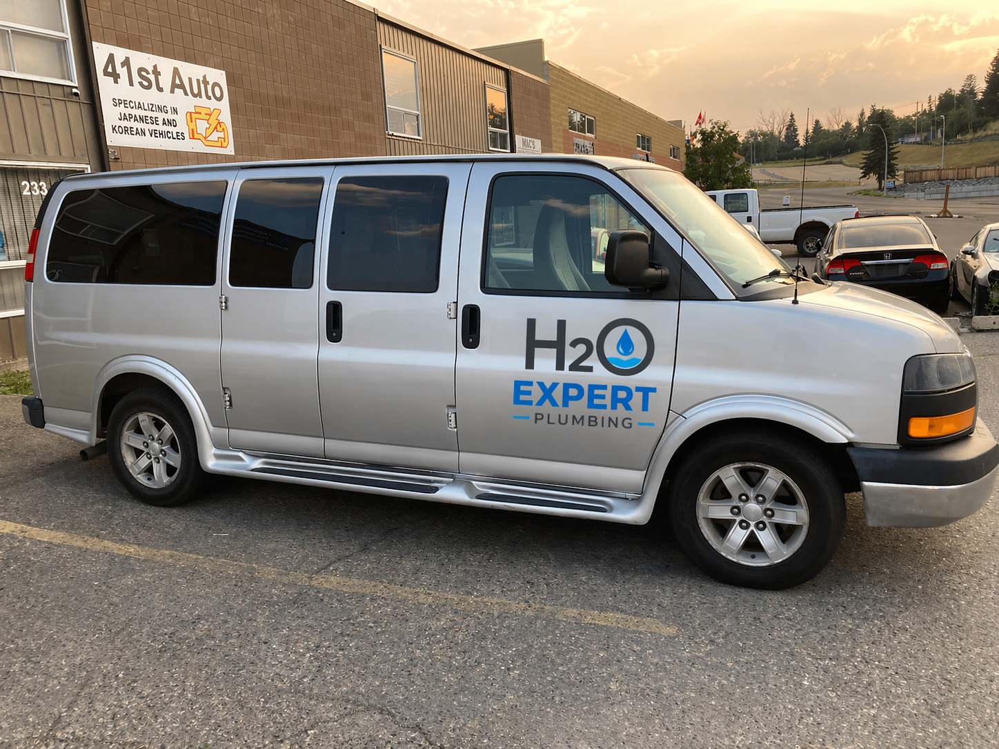 H2O Expert Plumbing service van